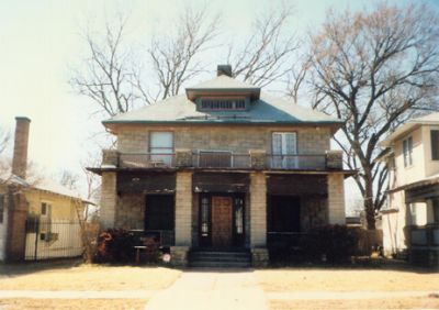 1816 College 1995
