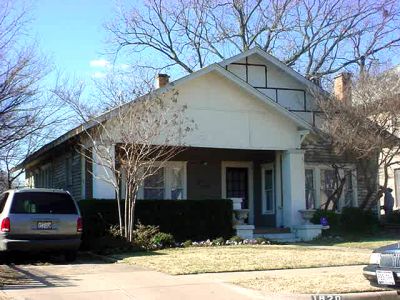 1820 College 2003
