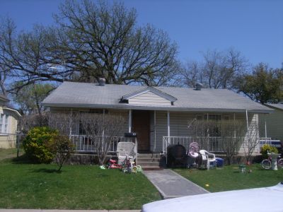 1821 Henderson 2010
