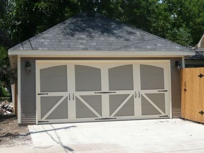 1824 Adams garage 2012
Non-original garage was demo'd and this new garage built in its place.
