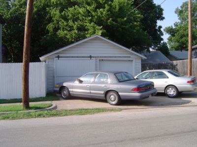 1825 College garage 2005

