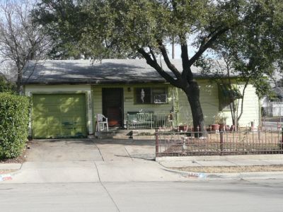 1825 Henderson 2008
