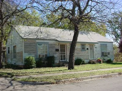 1825 Washington 2003
