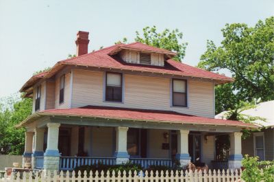 1826 College 2000 
