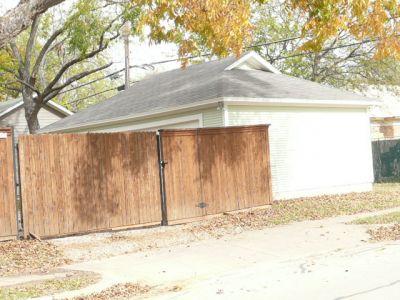 1829 6th garage 2008
