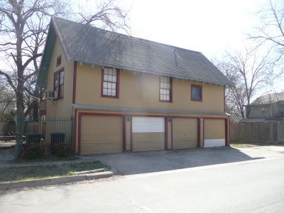 1900 6th garage 2011
