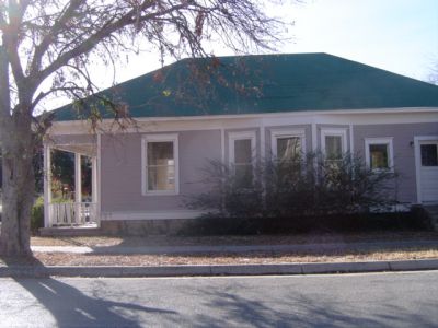 1900 Alston side 2005
