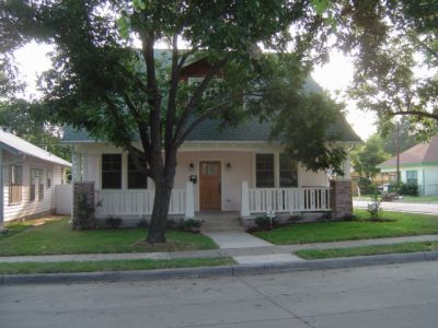 1900 Washington 2007
Built by Joe Frank Homes
