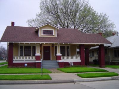 1901 College 2005
