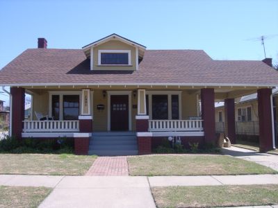 1901 College 2010
