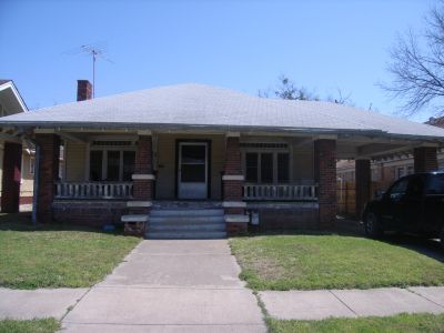 1903 College 2010
