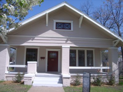 1905 Adams 2010

