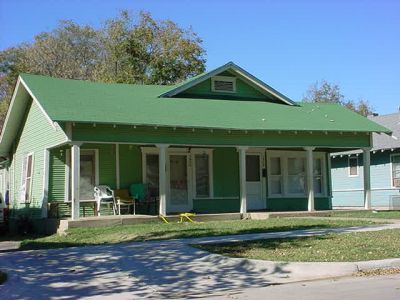 1906 Henderson 2003
