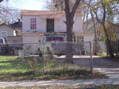 1907 Adams garageapt 2004
