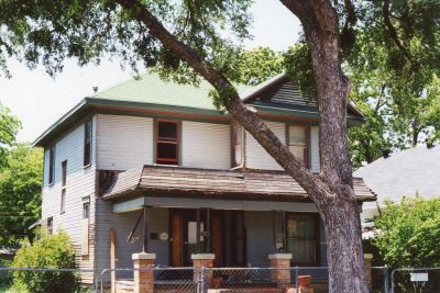 1908 College 2000 
