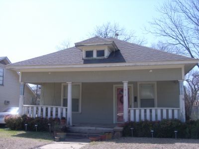 1912 Adams 2010
