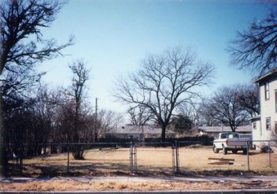 1914 College 1995
