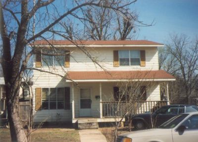 1915 Adams 1995
