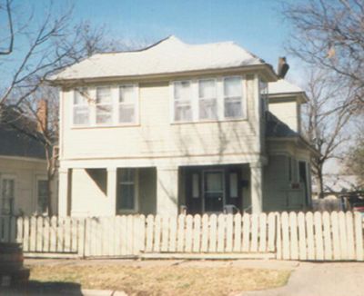 1916 Henderson 1995
