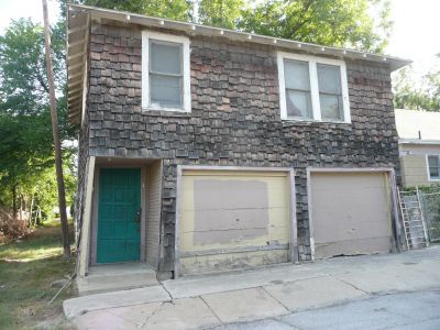 1920 Washington garage apt 2012
