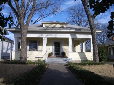 1925 Fairmount 2010
