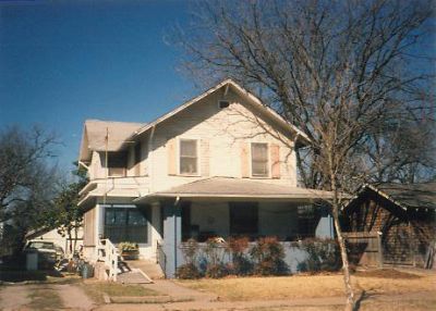 1940 6th 1995
Second floor gutted by fire in 1997
