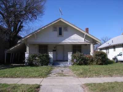 1942 Fairmount 2010
