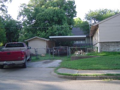 1944 5th garage 2005
