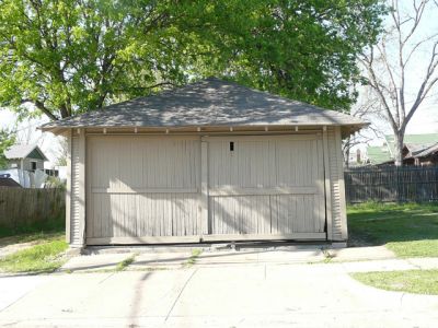 1944 6th garage 2009 January
