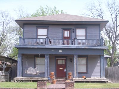 1957 Lipscomb 2010 April
