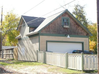 2001 6th garage 2008
