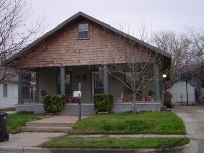2001 College 2005
