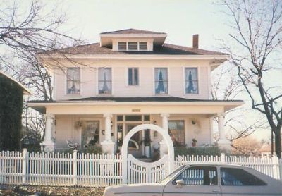 2100 Lipscomb 1995
Restoration by Reenie Koch
