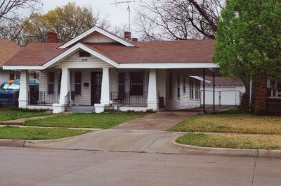 2113 Fairmount 2000
