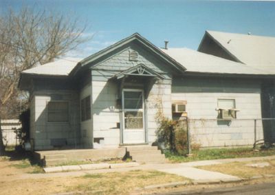 2124 Fairmount apartment 1995
