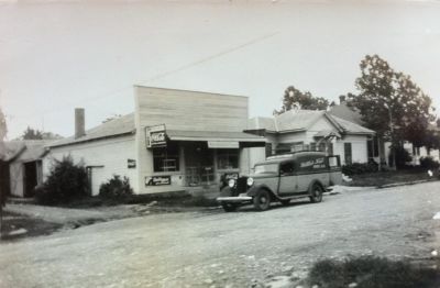 2124 Fairmount store 1935
