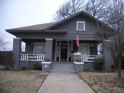 2124 Hurley 2010

