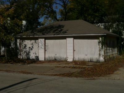 2125 Fairmount garage 2008
