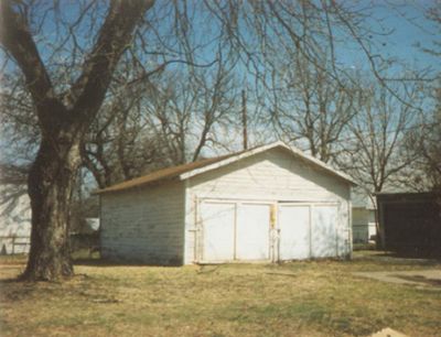 2125 Hurley garage 1995
