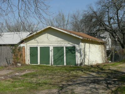 2125 Hurley garage 2008
