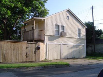 2200 6th garage apt 2005
