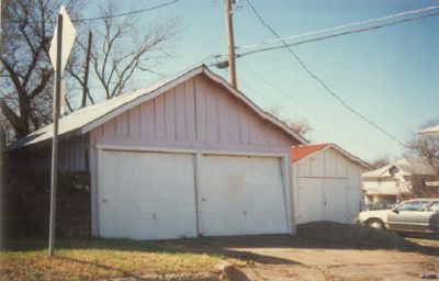 2200 Alston garage 1995
