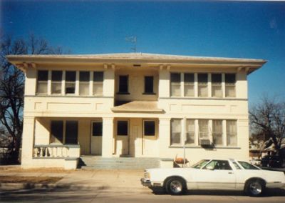 2200 College 1995
