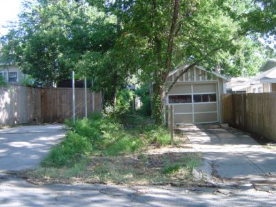 2201 Alston garage 2005
