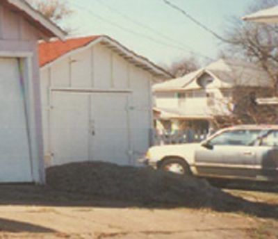 2201 College garage 1995
