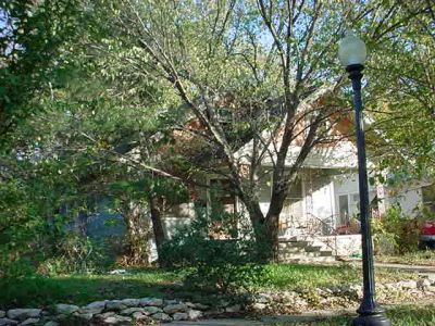 2205 Washington 2003
