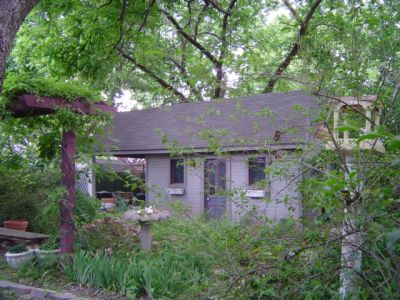 2212 College potting shed 2005
