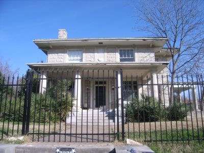 2223 Lipscomb 2010
