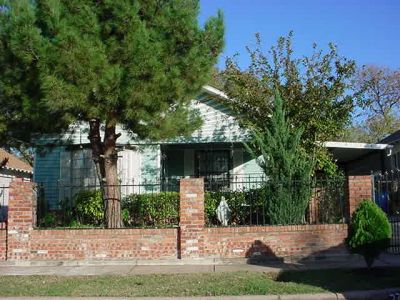 2227 Washington 2003
