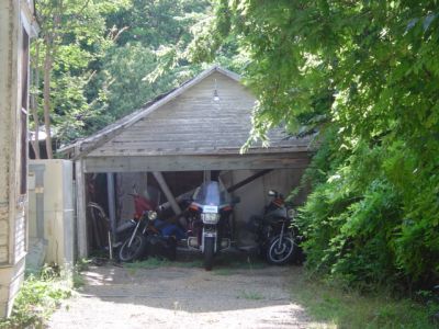 2256 College garage 2005
